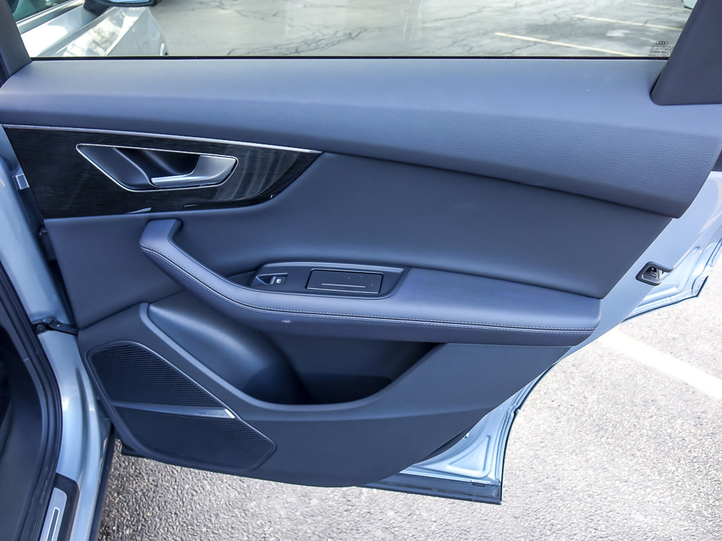 2024 AUDI Q7 - Image 28