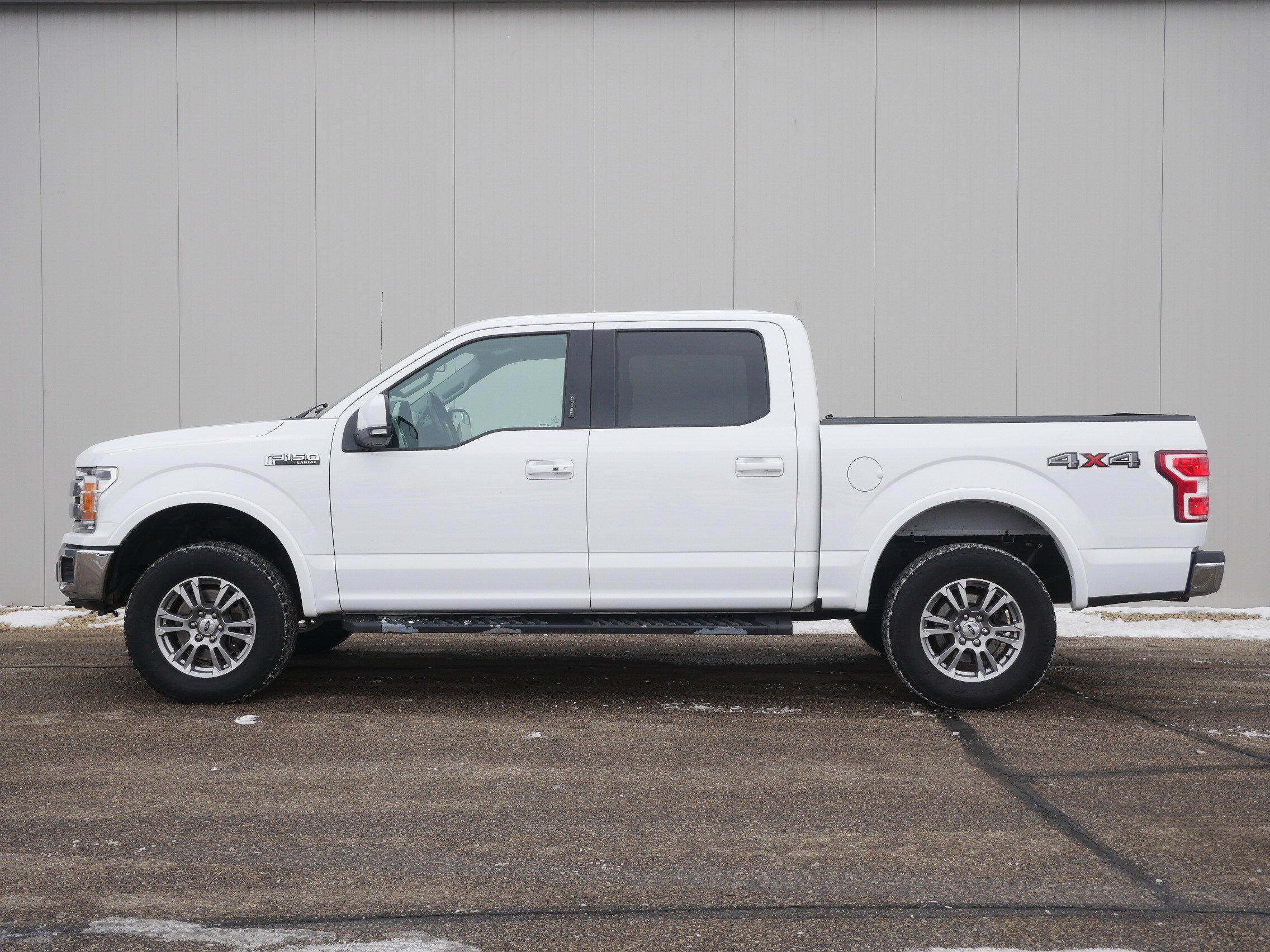 Used 2018 Ford F-150 Lariat with VIN 1FTEW1E51JFC64728 for sale in Hastings, Minnesota