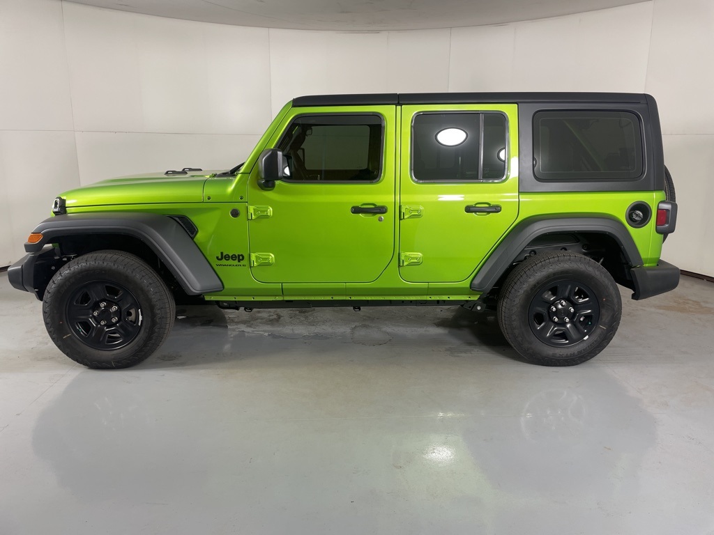 2025 Jeep Wrangler Sport photo 5