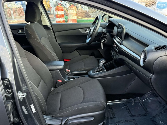 2021 Kia Forte LXS photo 16