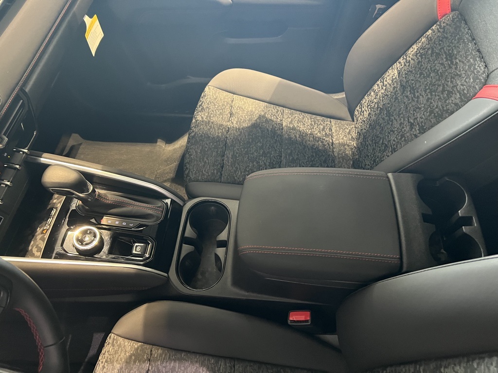 2024 Chevrolet Colorado Z71 photo 18