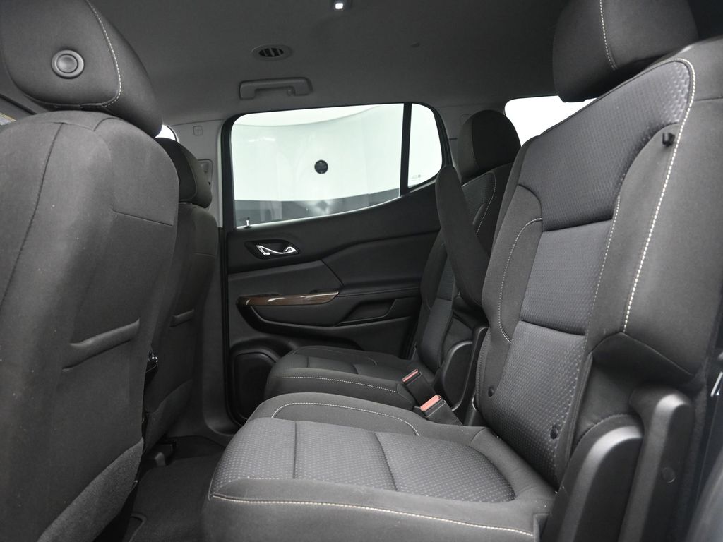 2023 Gmc Acadia SLE photo 7