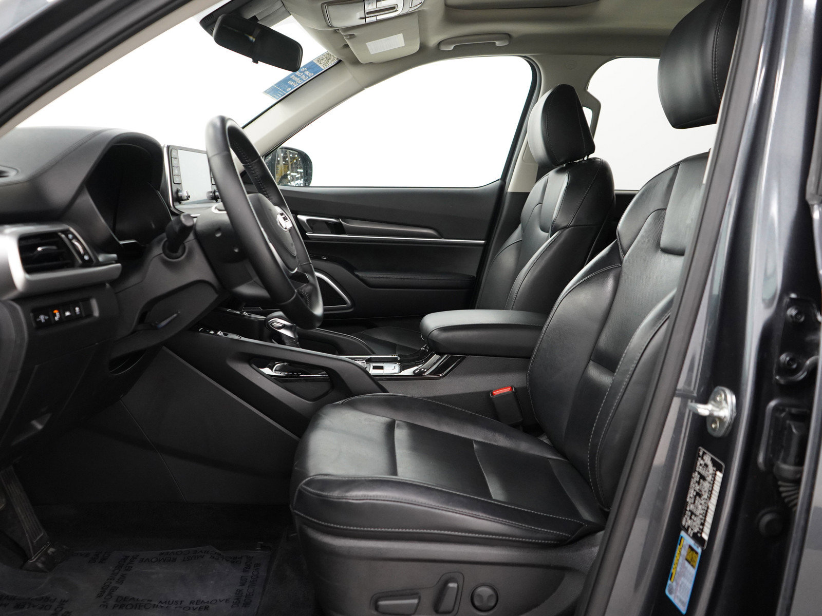 2020 Kia Telluride S photo 23