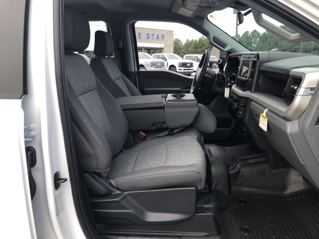 2025 Ford F-350 photo 19