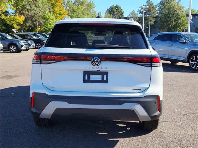 2025 Volkswagen Tiguan SE photo 3