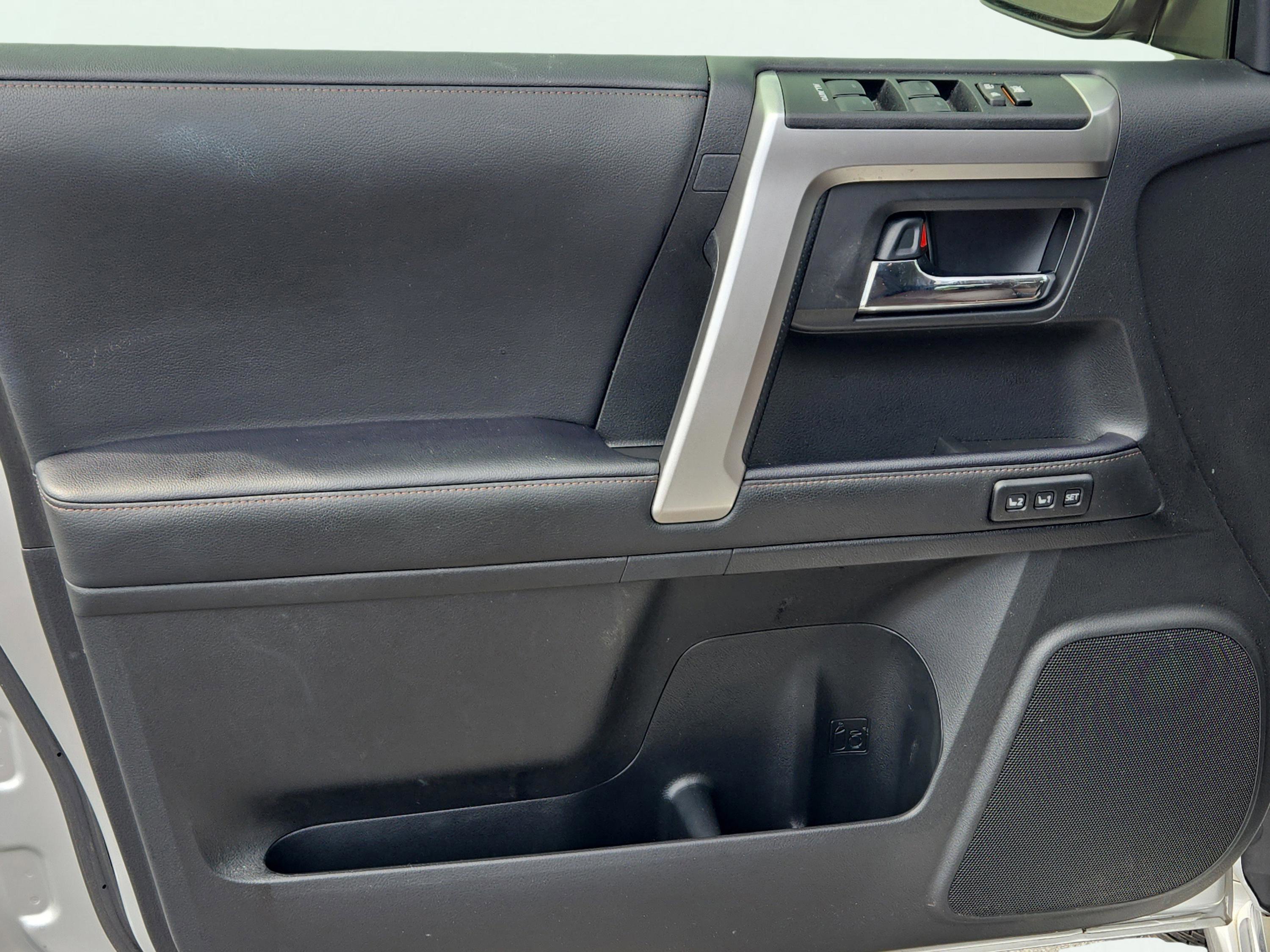 2024 Toyota 4Runner Limited photo 9