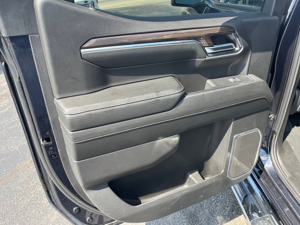 2024 Chevrolet Silverado 1500 LT photo 21