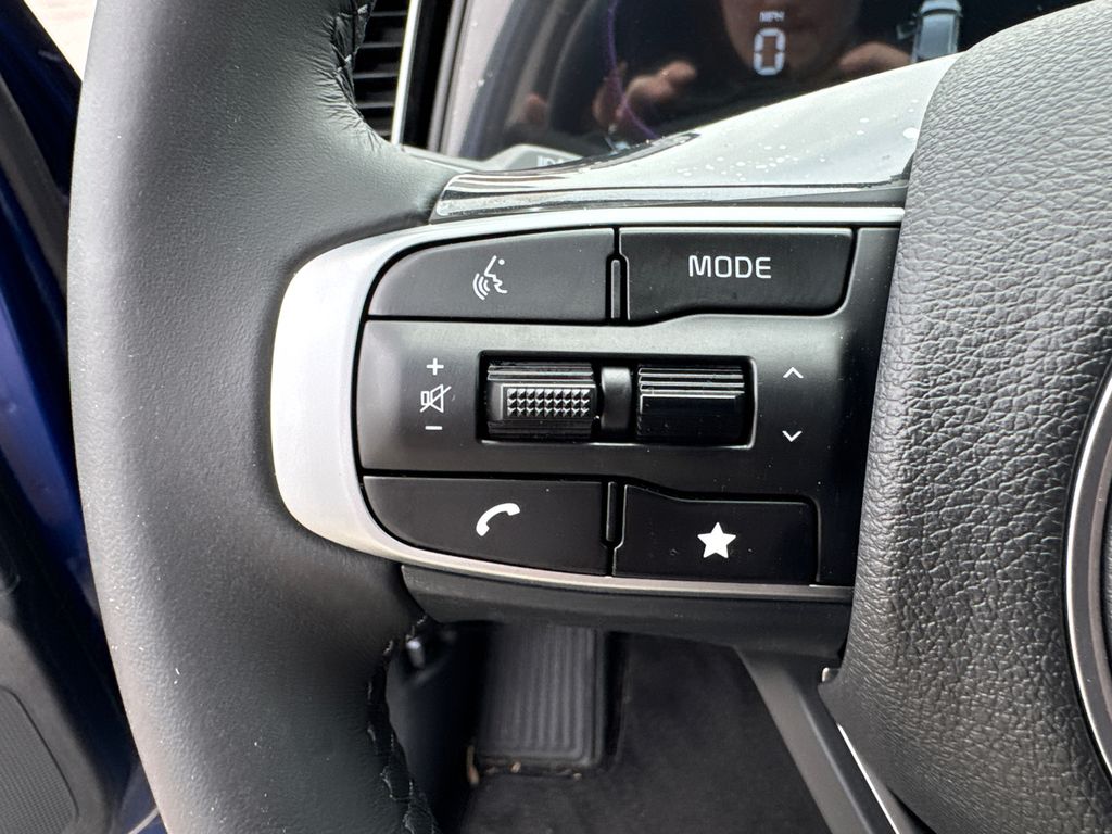 2024 Kia Sportage EX photo 24