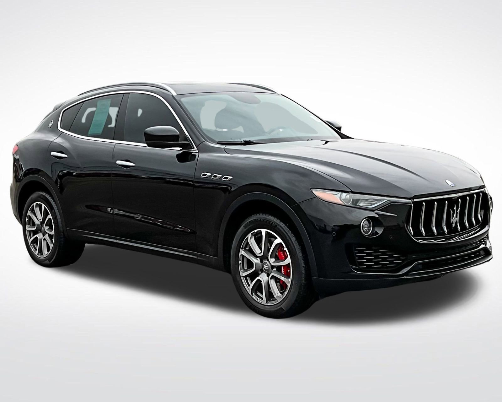 2017 Maserati Levante S photo 3