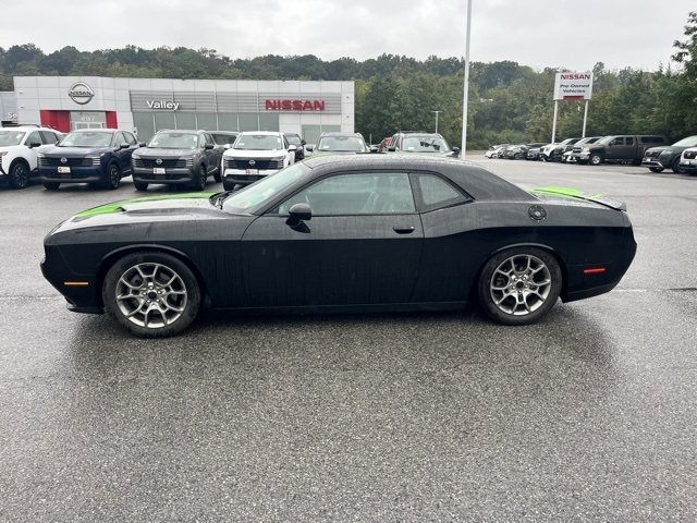 2017 Dodge Challenger GT photo 4