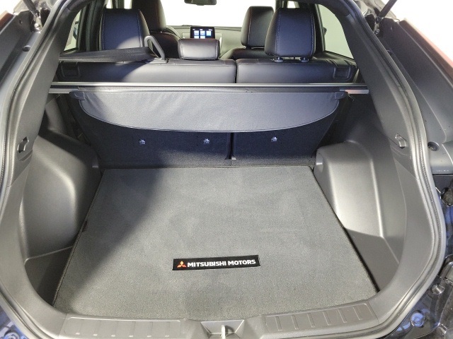 2022 Mitsubishi Eclipse Cross SEL photo 23