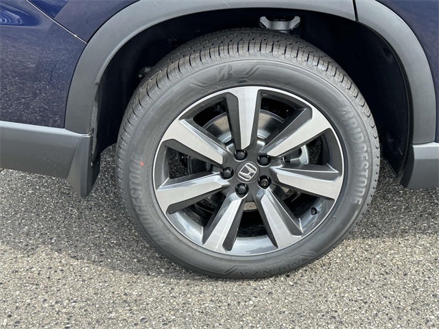 2025 Honda Pilot Touring photo 12