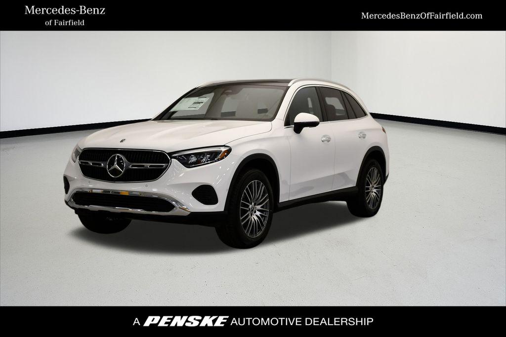 2026 Mercedes-Benz GLC Base's photo
