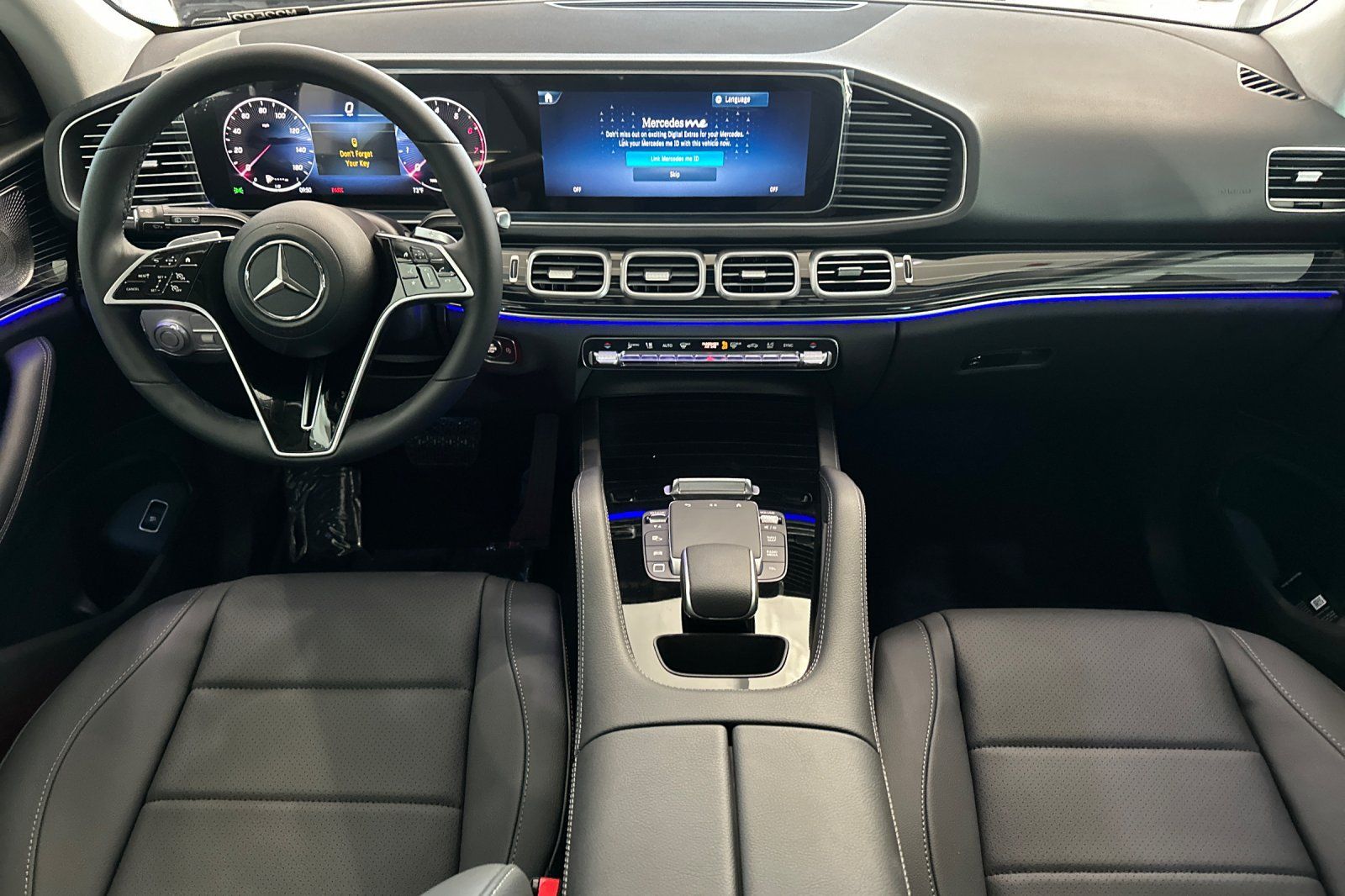 2026 Mercedes Benz GLE 450 4MATIC photo 2