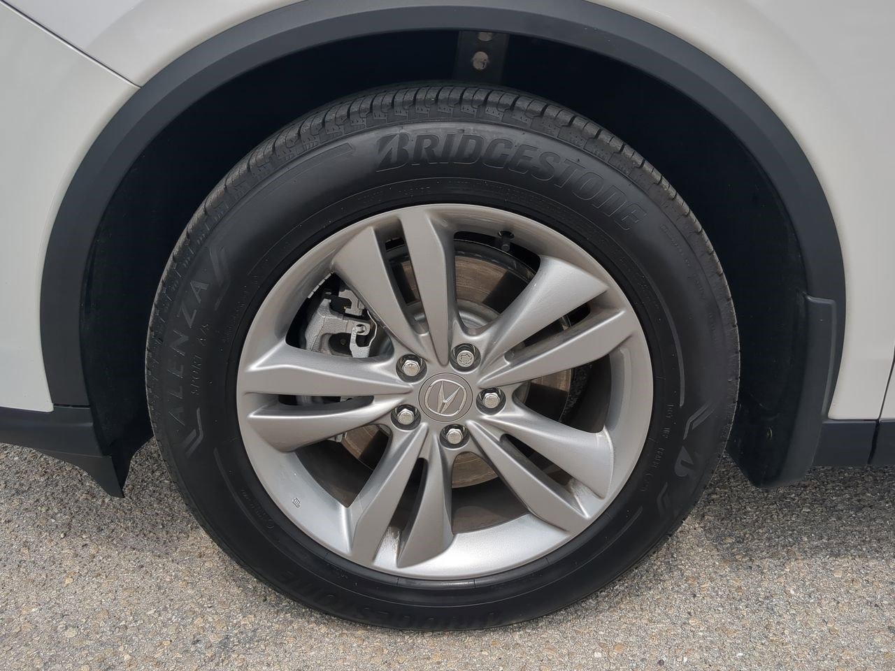 2025 Acura MDX SH-AWD photo 11