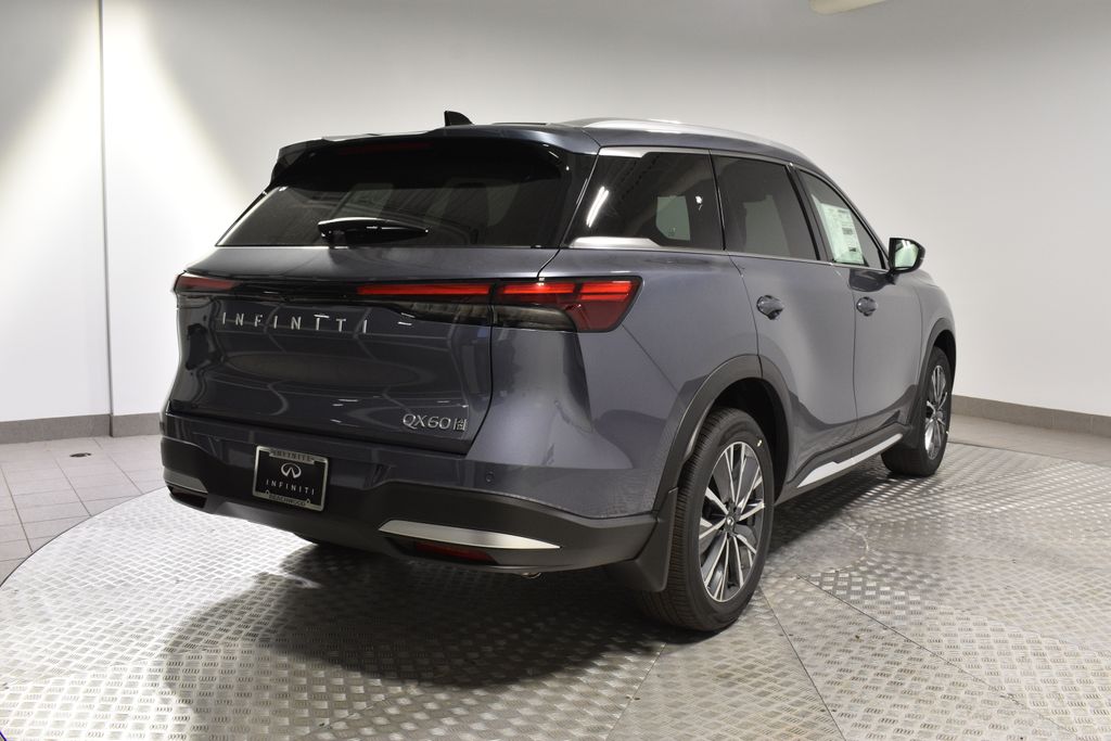 2026 Infiniti QX60 Luxe photo 3