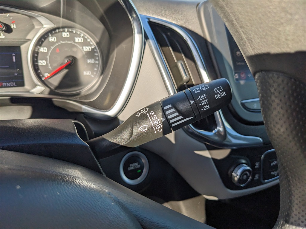 2021 Chevrolet Equinox LT photo 29