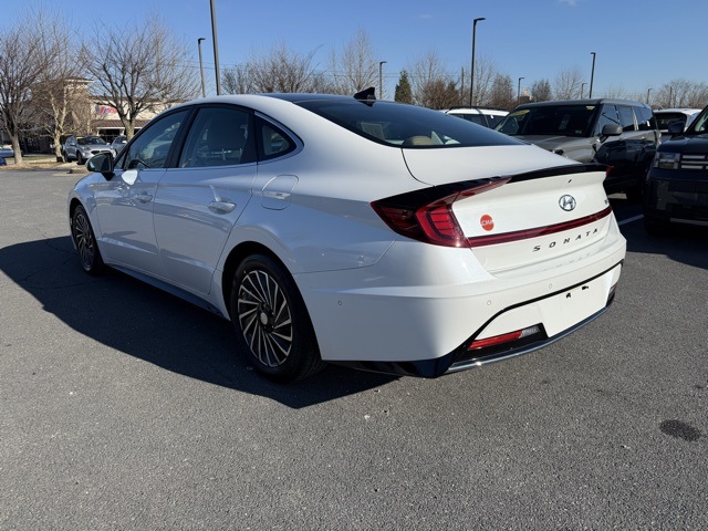 2022 Hyundai Sonata Hybrid Limited photo 4