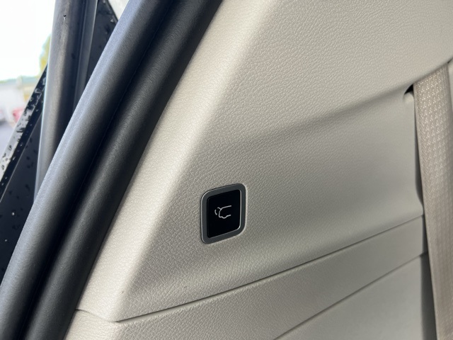 2017 Chrysler Pacifica Touring L photo 20