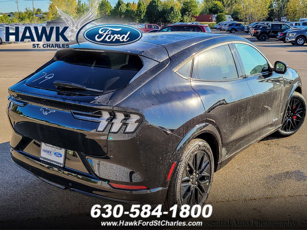 2025 FORD MUSTANG MACH-E - Image 6