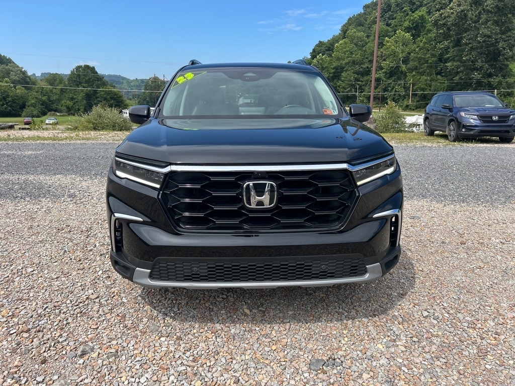2023 Honda Pilot Elite photo 2