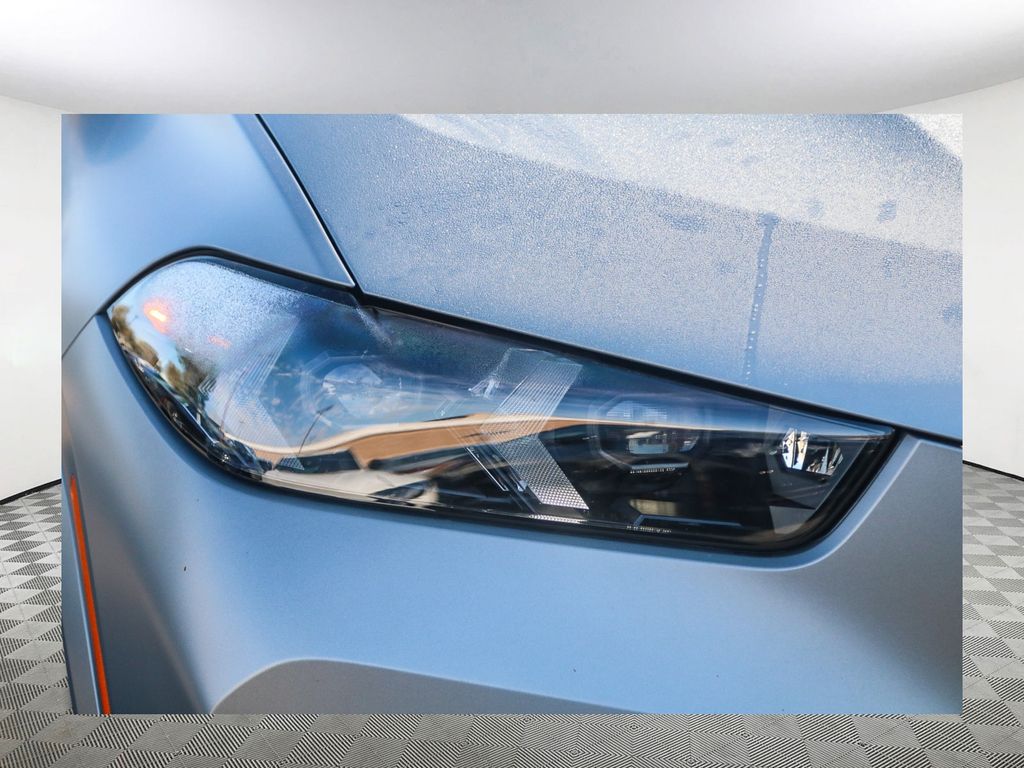 2025 Bmw X5 M60i photo 2