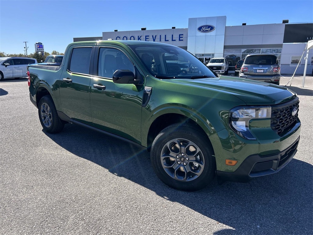 2025 Ford Maverick XLT photo 2