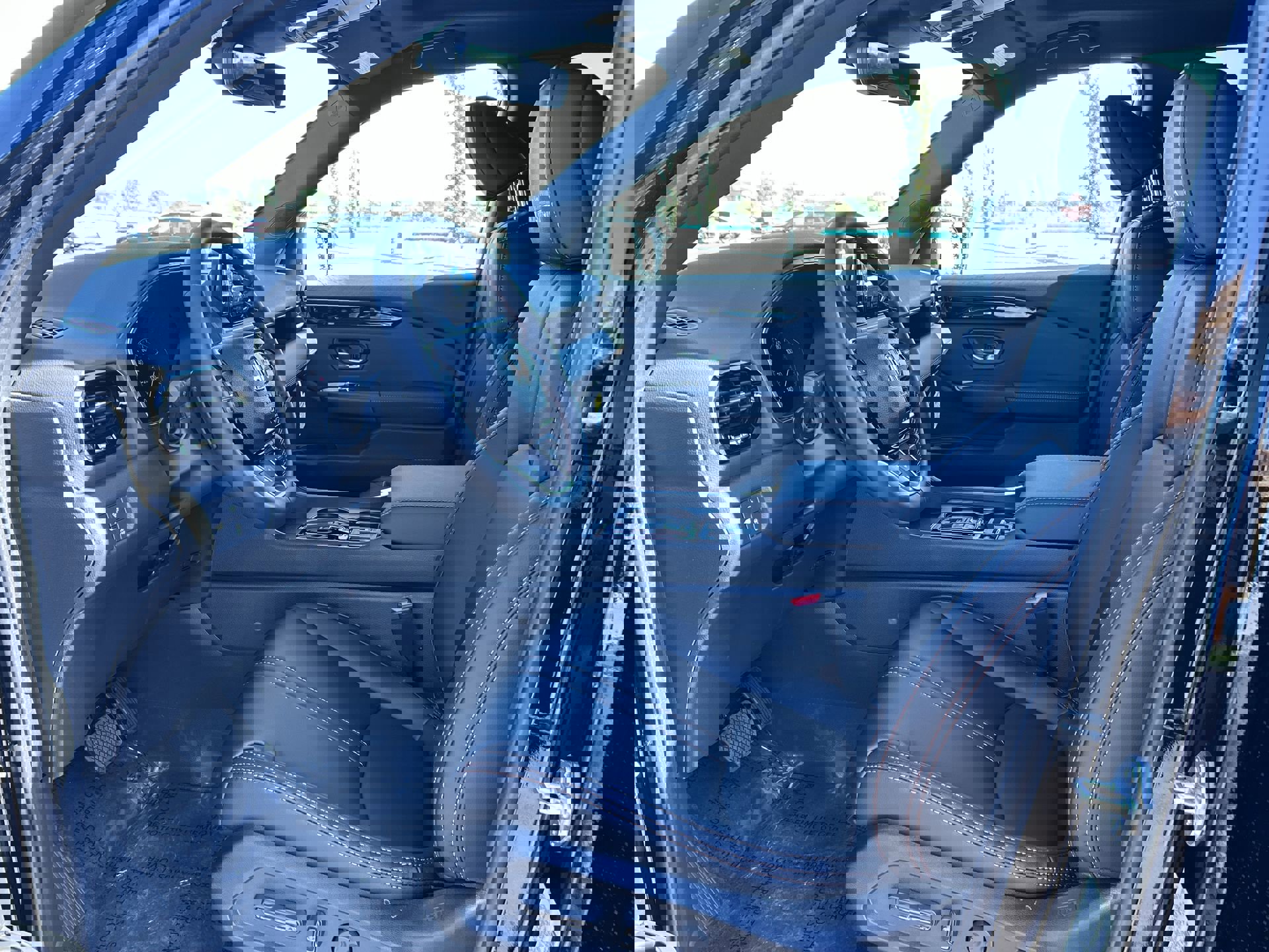 2025 Honda Pilot TrailSport photo 8
