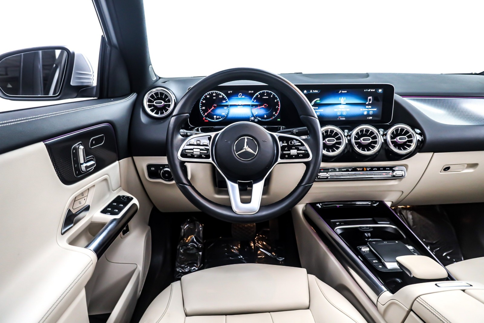 2021 Mercedes Benz GLA 250 photo 4