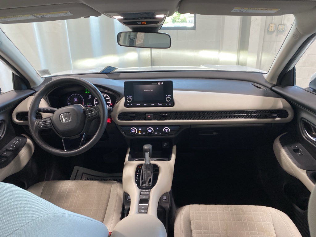 2023 Honda HR-V LX photo 13