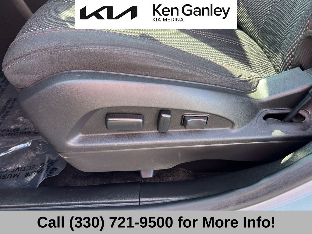2015 Chevrolet Equinox LT photo 24