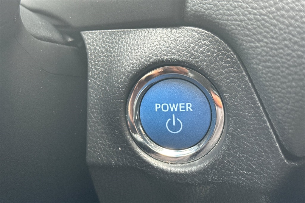 2022 Toyota RAV4 Hybrid SE photo 25