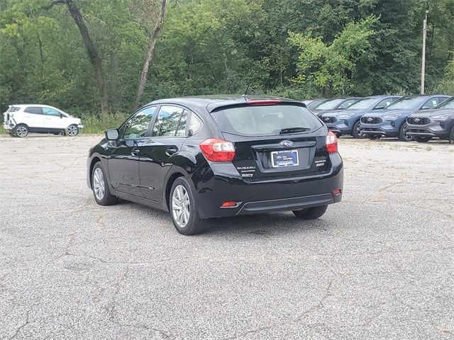 2015 Subaru Impreza 2.0i Premium photo 3