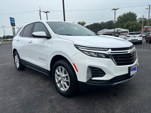 2022 Chevrolet Equinox LT photo 3