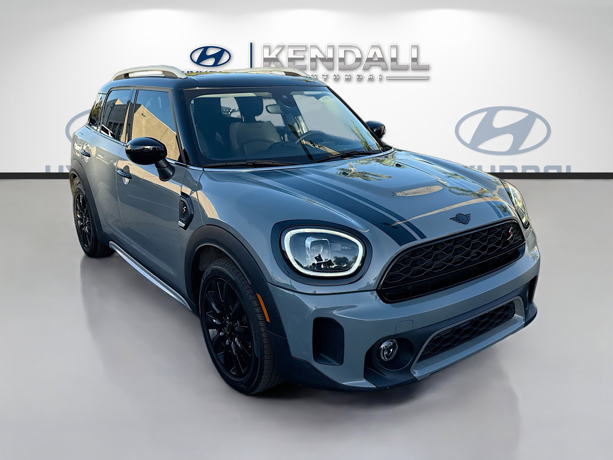 2023 MINI Countryman S's photo