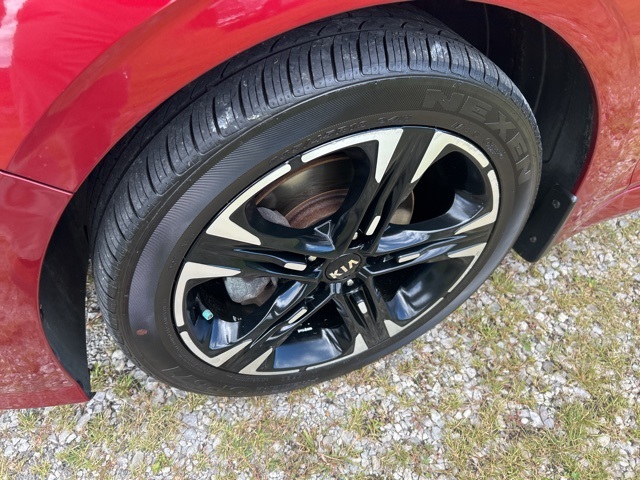 2021 Kia K5 GT-Line photo 13