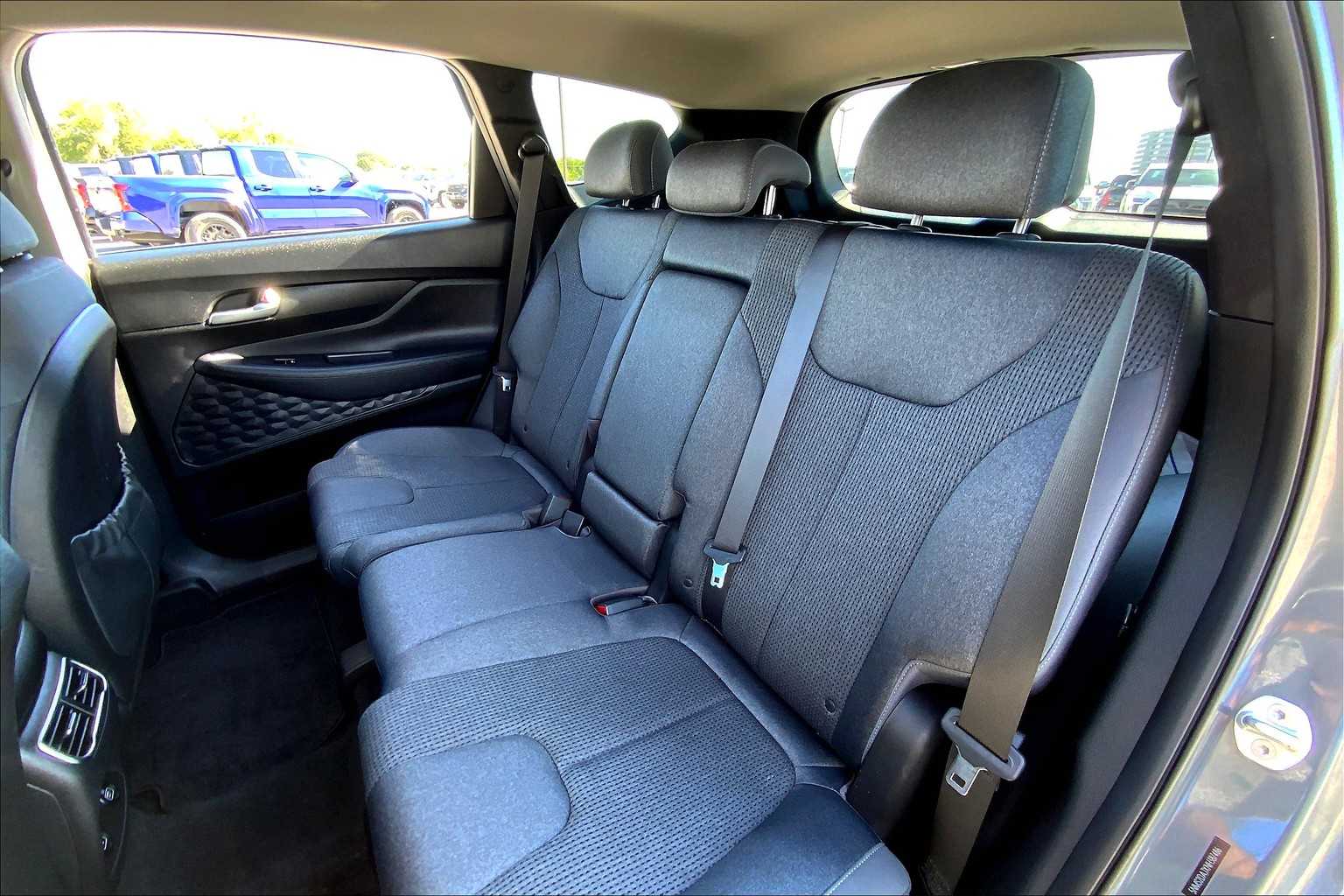 2022 Hyundai Santa Fe SEL photo 19