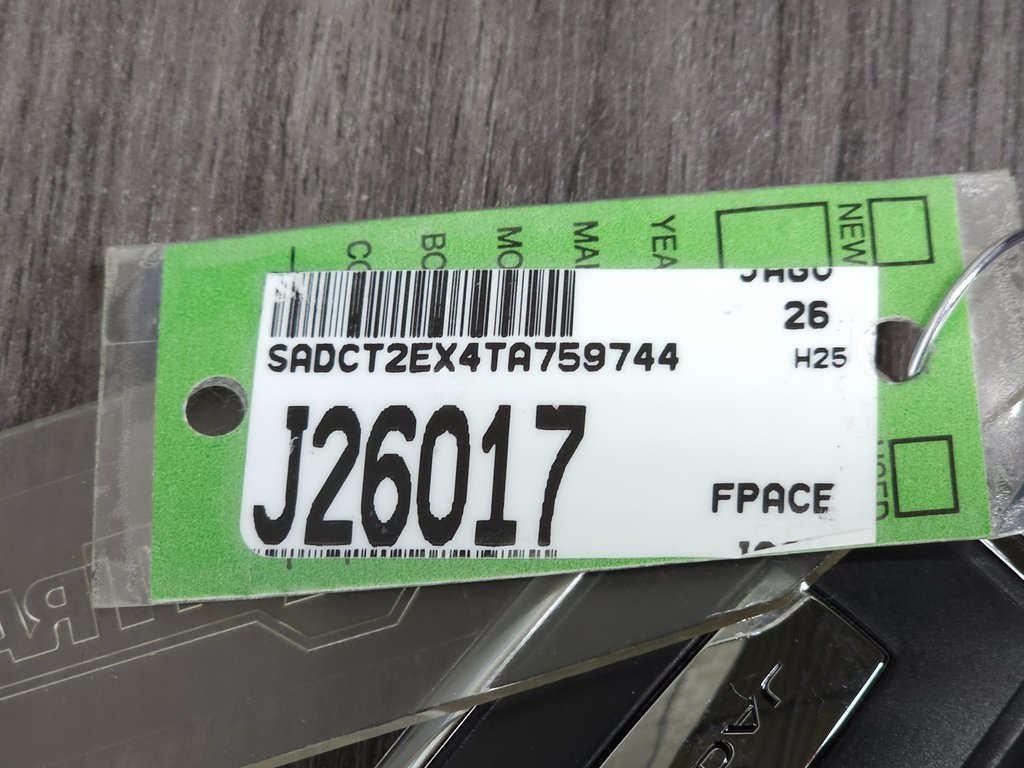 2026 JAGUAR F-PACE - Image 35