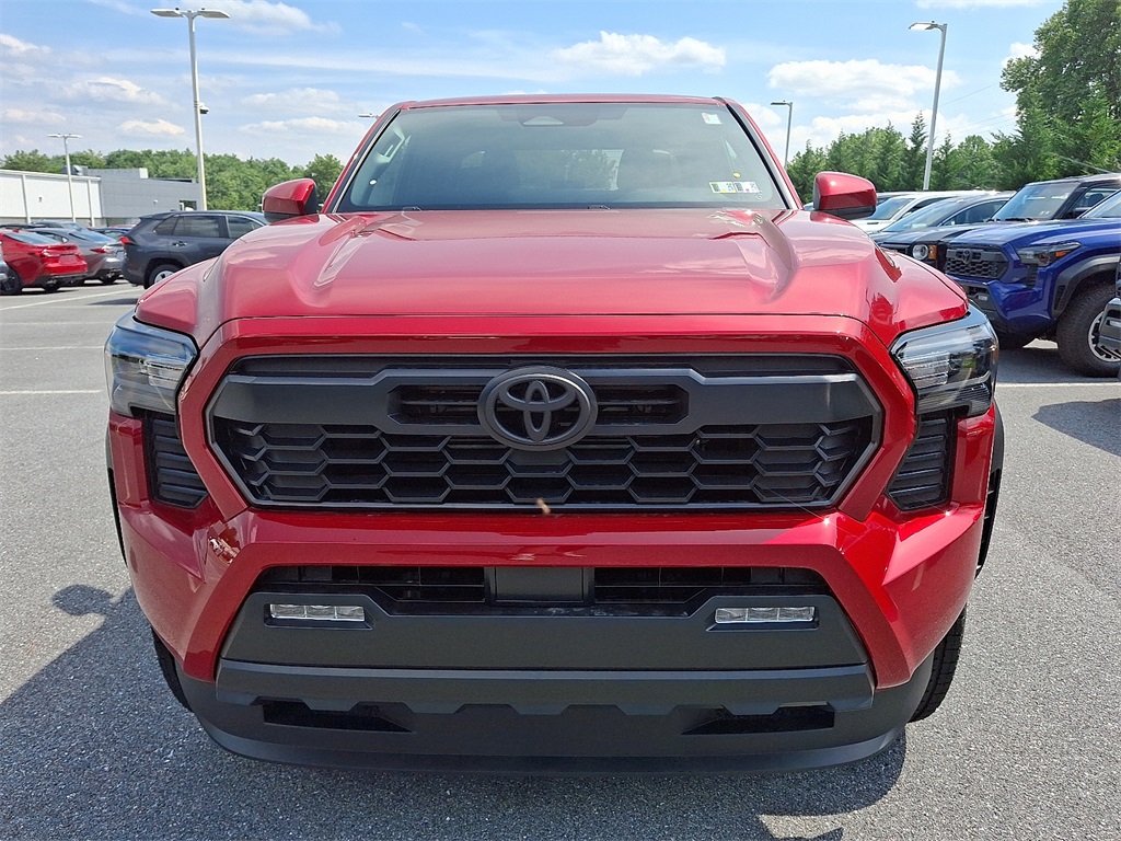 2025 Toyota Tacoma TRD Off-Road Double Cab photo 2