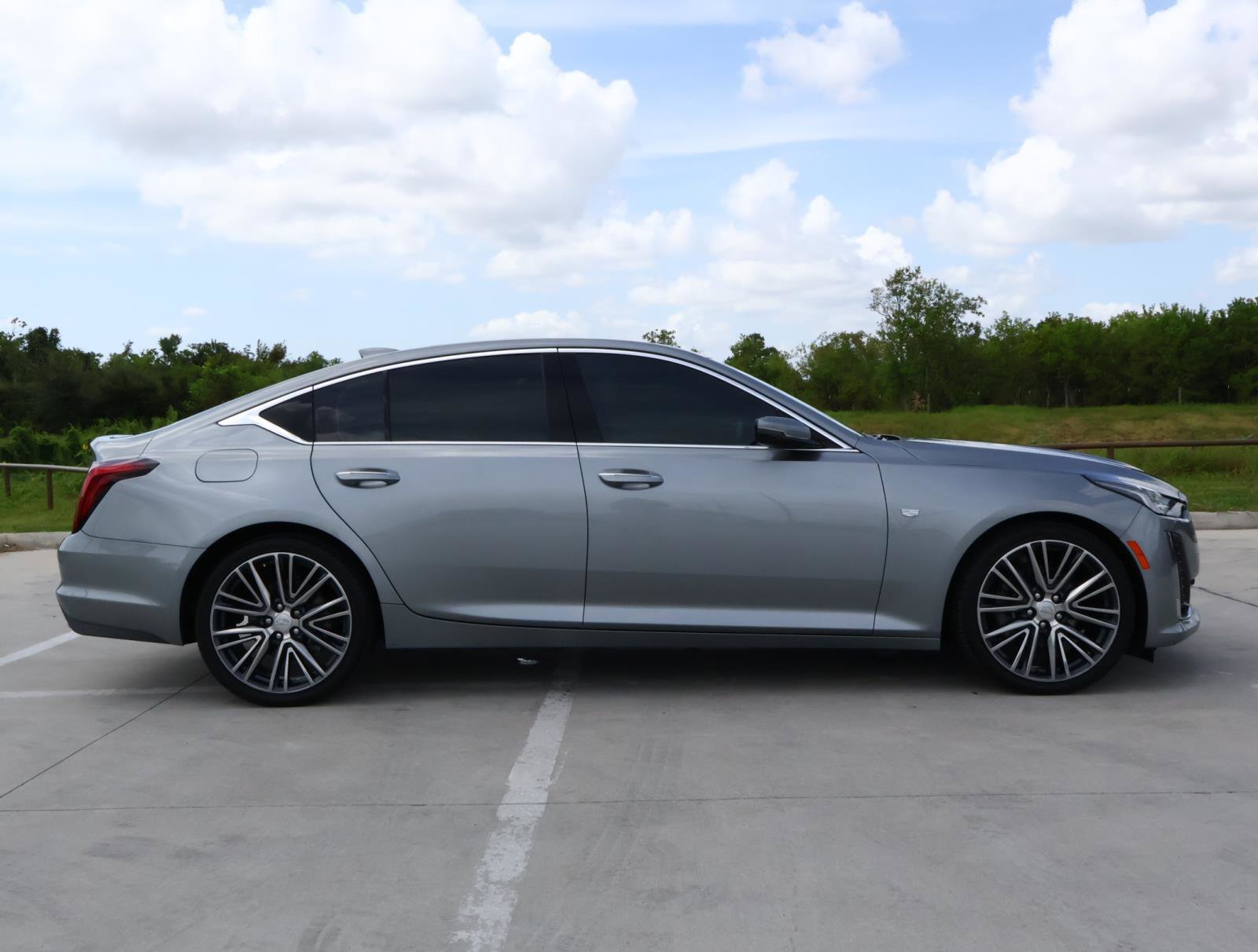 2023 Cadillac CT5 Premium Luxury photo 5