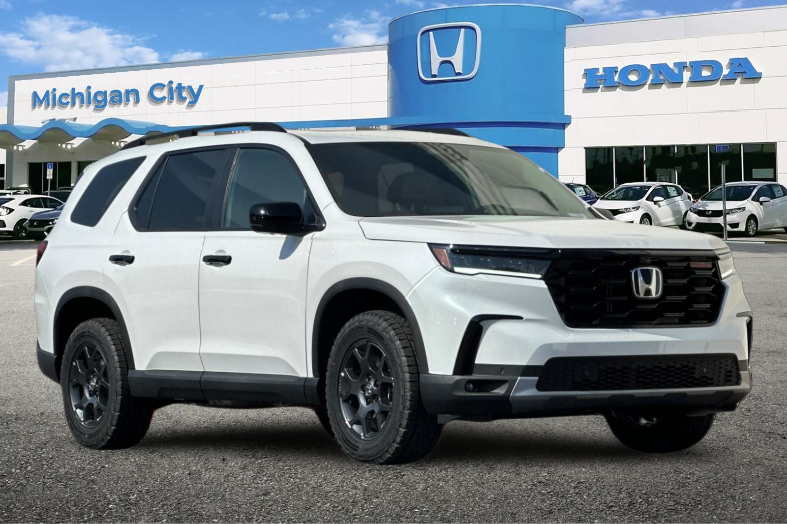 2025 Honda Pilot TrailSport photo 7
