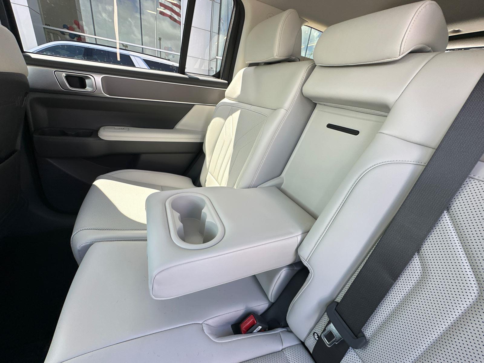 2026 Hyundai Santa Fe SEL photo 23