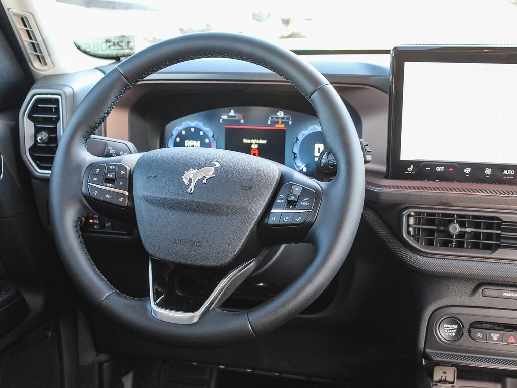 2025 Ford Bronco Sport Outer Banks photo 12