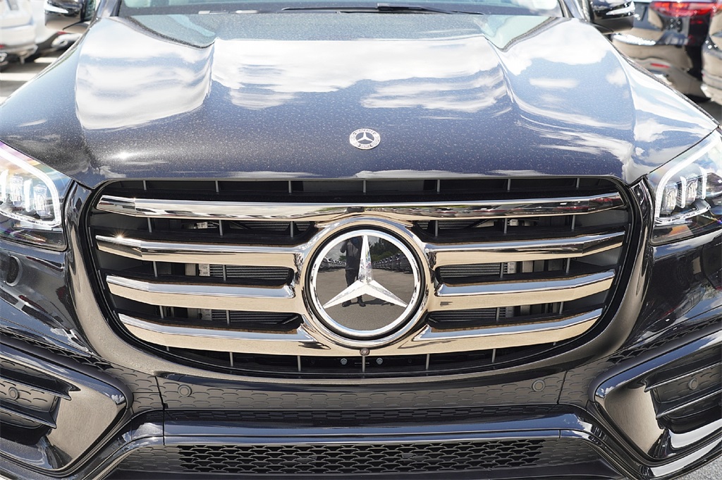 2025 Mercedes Benz GLS 450 4MATIC photo 18