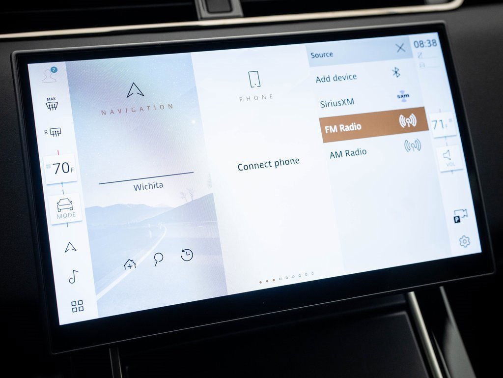 2026 Land Rover Range Rover Evoque Dynamic SE photo 25