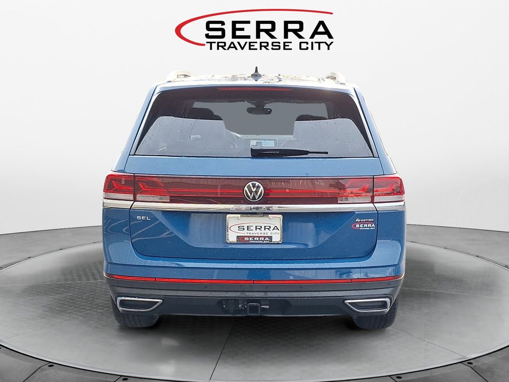 2025 Volkswagen Atlas SEL photo 4