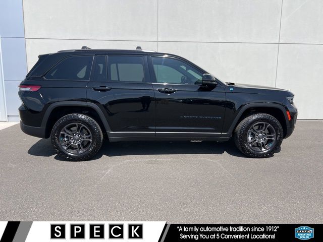 2024 Jeep Grand Cherokee Trailhawk 4xe photo 2