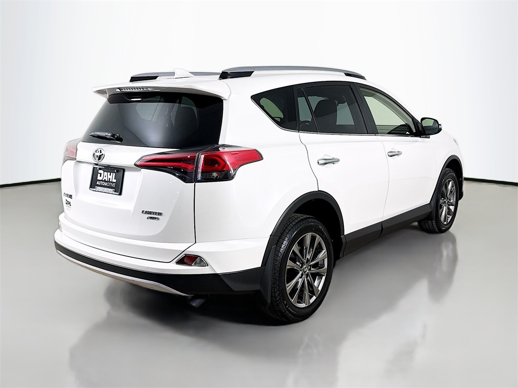 2018 Toyota RAV4 Limited photo 3