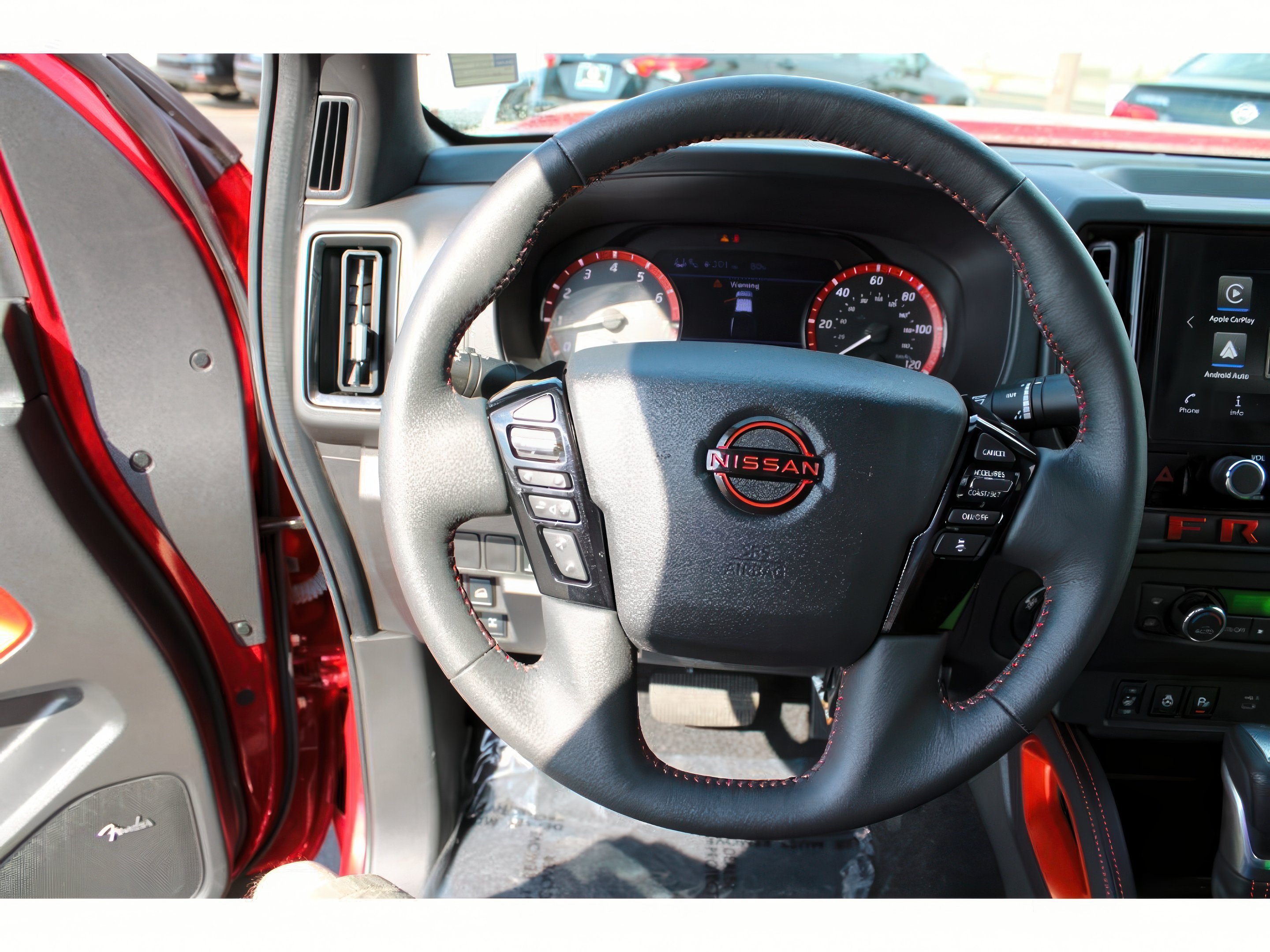 2025 Nissan Frontier PRO-4X photo 17