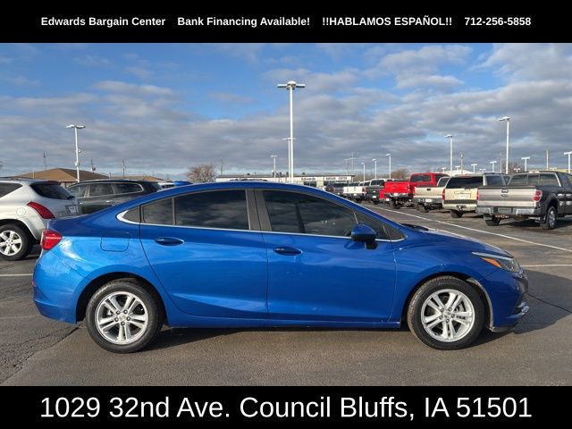 2018 Chevrolet Cruze LT's photo